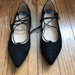 Never worn - Lace up flats!